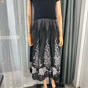 Lapis A-line (accordion on waistband) black and grey skirt one size  fits most,